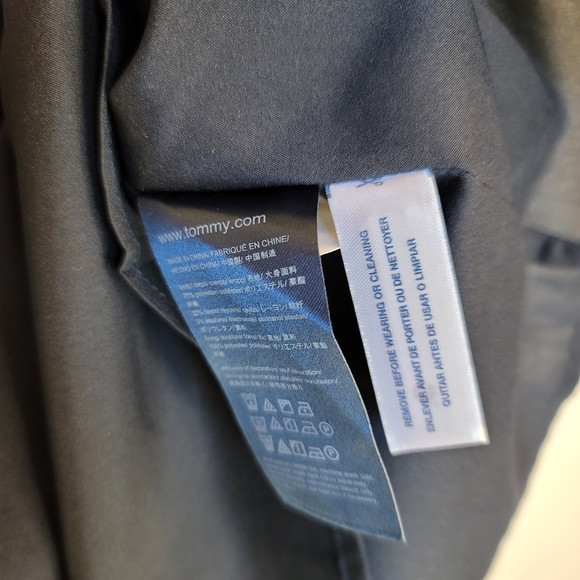 Tommy Hilfiger Sleeveless Dress with Button design - Picture 9 of 10